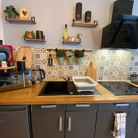 N3 Jolie Coin 15min Des Apartment *